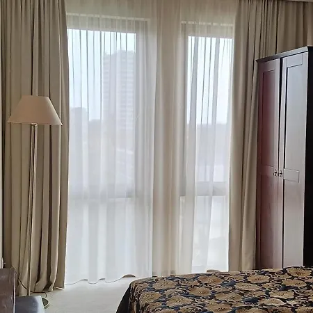 Barcelo Royal ساني بيتش